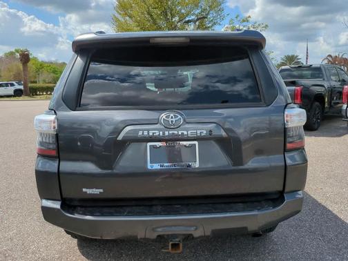 2022 Toyota 4Runner SR5 Premium