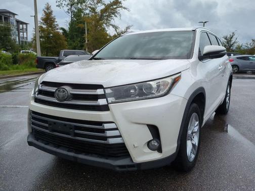 2017 Toyota Highlander Limited