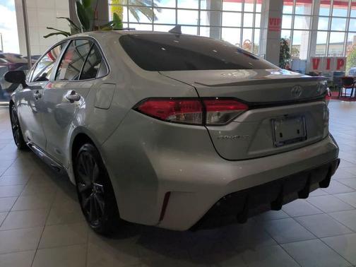 2026 Toyota Corolla Hybrid SE