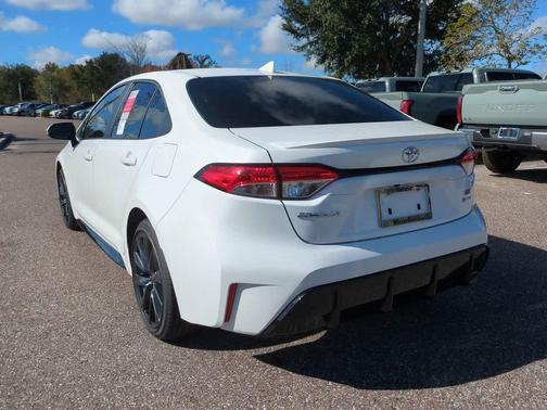 2026 Toyota Corolla Hybrid SE