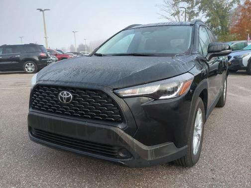2025 Toyota Corolla Cross LE