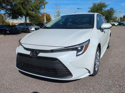 2026 Toyota Corolla Hybrid LE