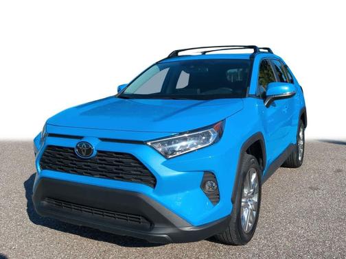 2020 Toyota RAV4 XLE Premium