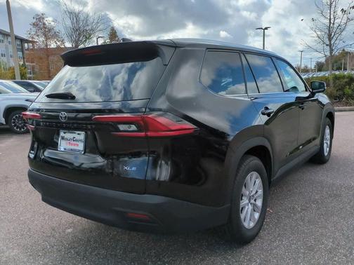 2025 Toyota Grand Highlander XLE