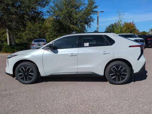 2026 Toyota bZ XLE Plus