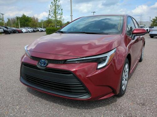 2025 Toyota Corolla Hybrid LE