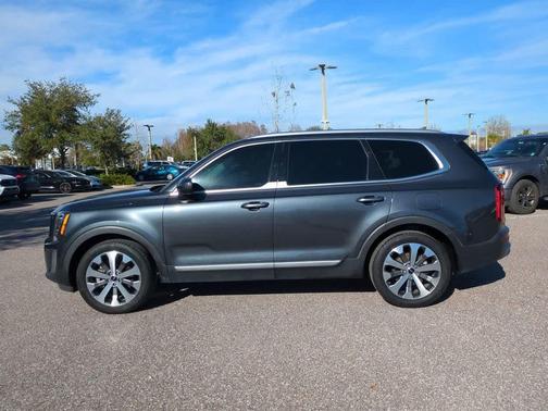2022 Kia Telluride S