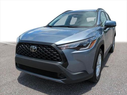 2024 Toyota Corolla Cross LE