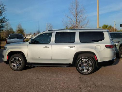 2024 Jeep Wagoneer Series II 4x2