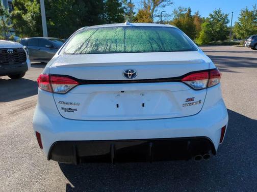 2024 Toyota Corolla Hybrid SE