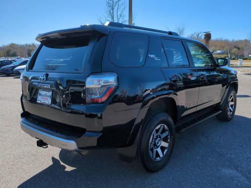 2024 Toyota 4Runner TRD Off Road