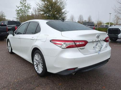 2018 Toyota Camry XLE