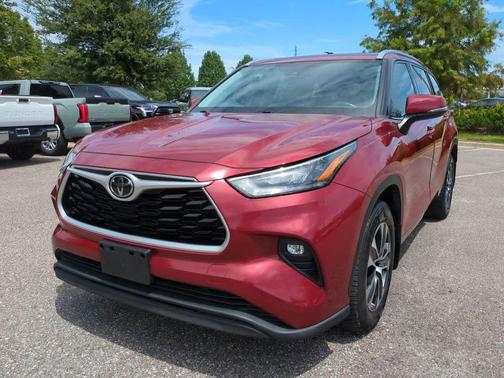 2020 Toyota Highlander XLE