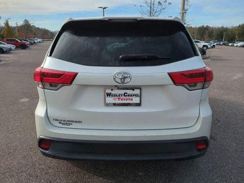 2018 Toyota Highlander LE I4