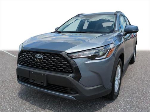 2024 Toyota Corolla Cross LE