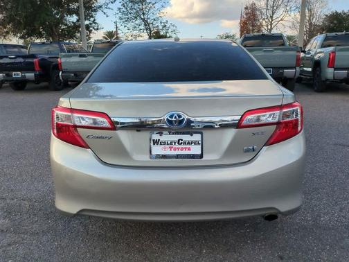 2014 Toyota Camry Hybrid XLE