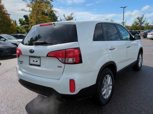 2015 Kia Sorento LX