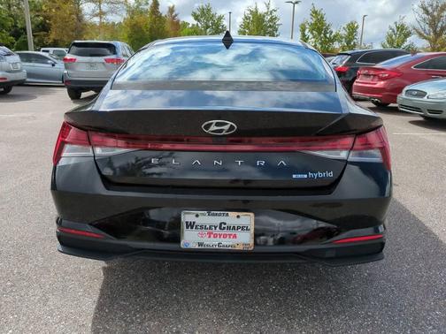 2022 Hyundai ELANTRA HEV Blue