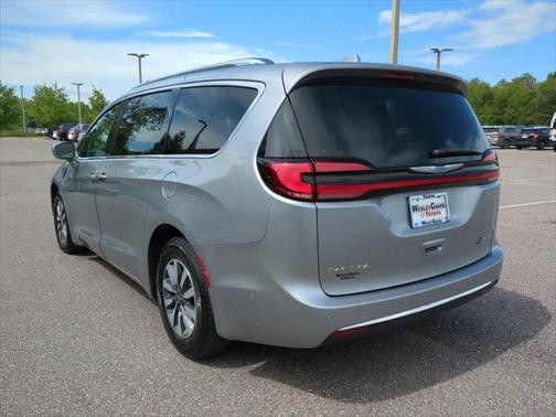 2021 Chrysler Pacifica Hybrid Touring L