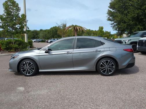 2025 Toyota Camry XLE