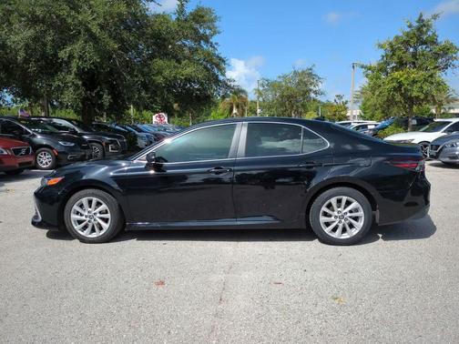 2021 Toyota Camry LE
