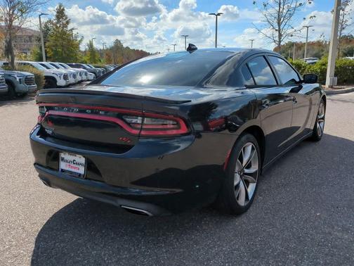 2015 Dodge Charger Road/Track