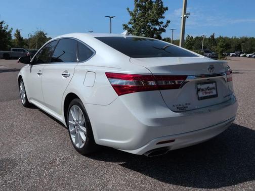 Blizzard Pearl 2014 Toyota Avalon Limited