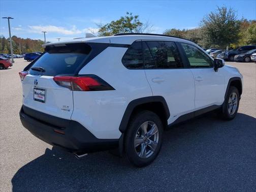 2025 Toyota RAV4 Hybrid XLE