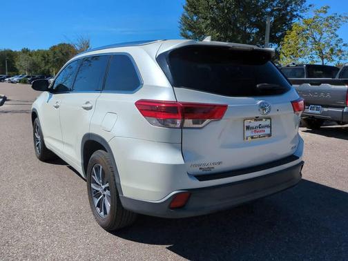 2017 Toyota Highlander XLE