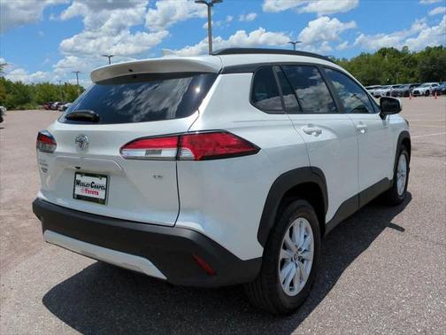 2023 Toyota Corolla Cross LE