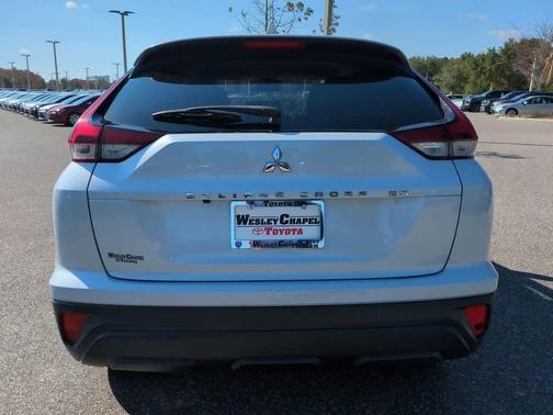 2022 Mitsubishi Eclipse Cross ES