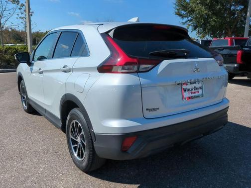 2022 Mitsubishi Eclipse Cross ES