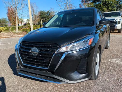 2021 Nissan Kicks S
