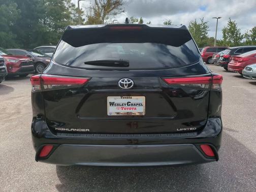 2022 Toyota Highlander Limited
