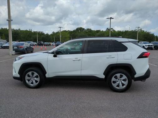2020 Toyota RAV4 LE