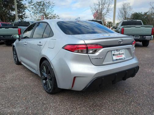 2025 Toyota Corolla SE