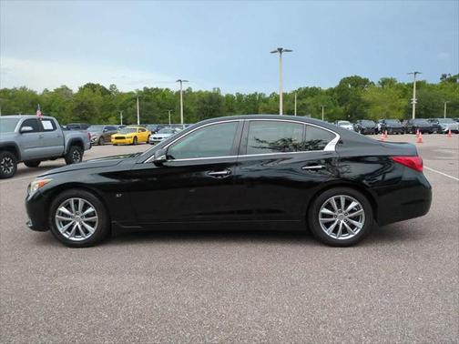 2014 INFINITI Q50 Premium