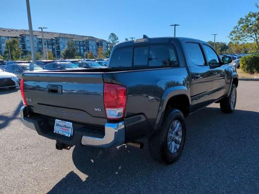 2017 Toyota Tacoma SR5