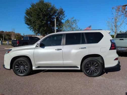 2023 Lexus GX 460 Premium