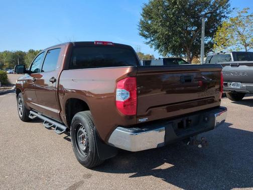 2017 Toyota Tundra SR5