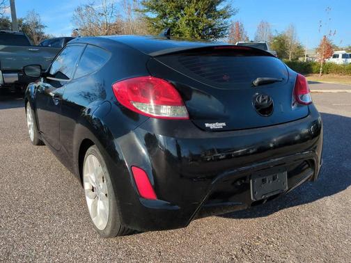 2013 Hyundai Veloster Base