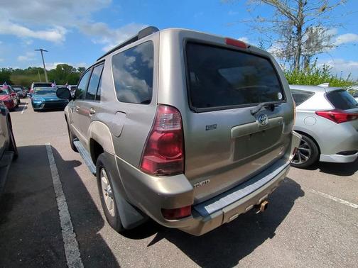 2004 Toyota 4Runner SR5