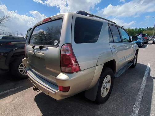 2004 Toyota 4Runner SR5