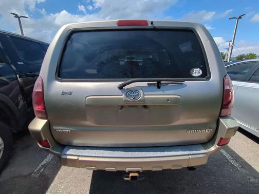 2004 Toyota 4Runner SR5