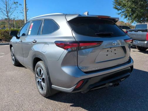 2026 Toyota Highlander XLE