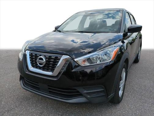 2020 Nissan Kicks S