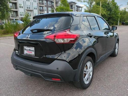 2020 Nissan Kicks S