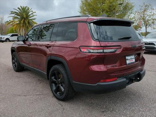2022 Jeep Grand Cherokee L Altitude