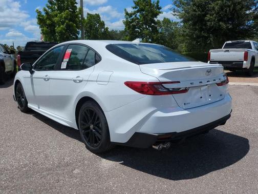 Ice Cap 2026 Toyota Camry SE