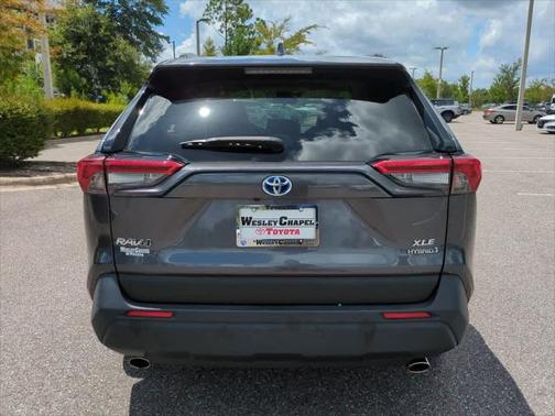 2022 Toyota RAV4 Hybrid XLE Premium